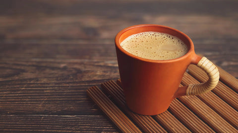 Kahve içtiğimiz fincanın malzemesi, şekli ve rengi neden lezzet algımızı etkiler?
