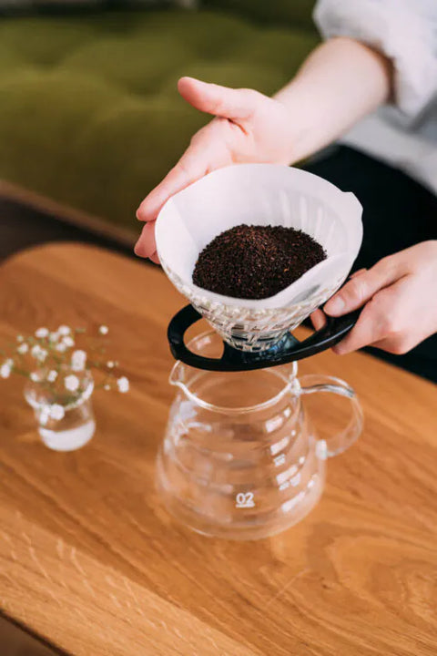 Hario V60 02 Cam Dripper (Siyah)